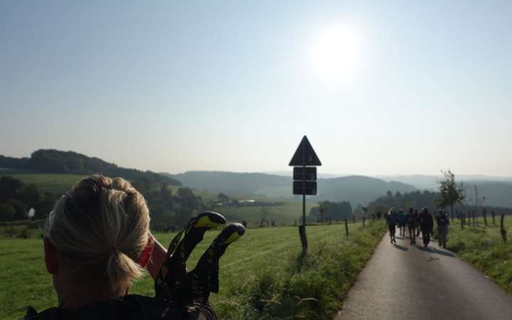 Bühnenprogramm auf Gut Hungenbach | Bergische 50 · Das Sport-Event im Bergischen Land Bühnenprogramm auf Gut Hungenbach () | Bergische 50 · Das Sport-Event im Bergischen Land